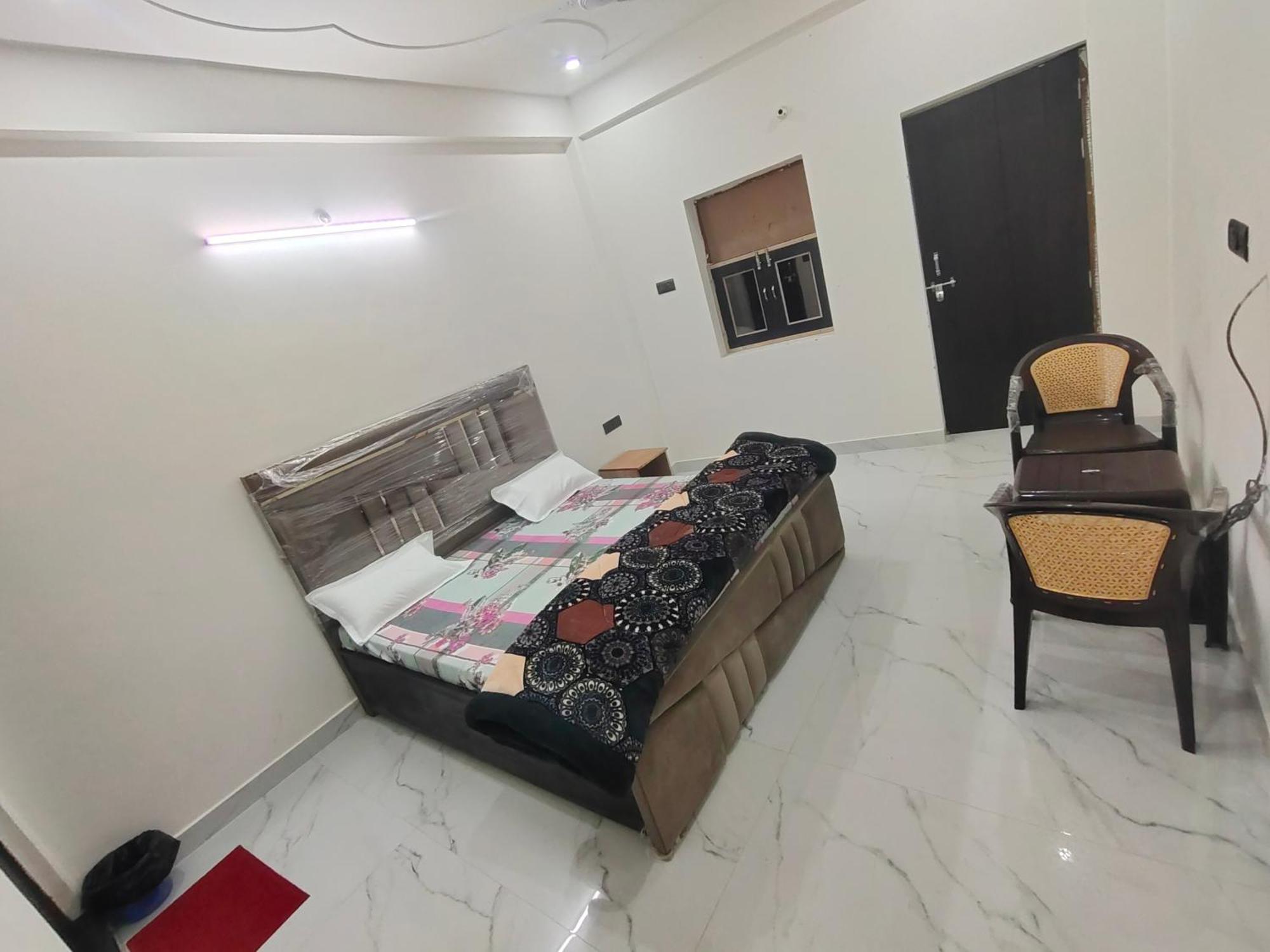 Bhavana Bhawan Hotel Vrindavan Bagian luar foto
